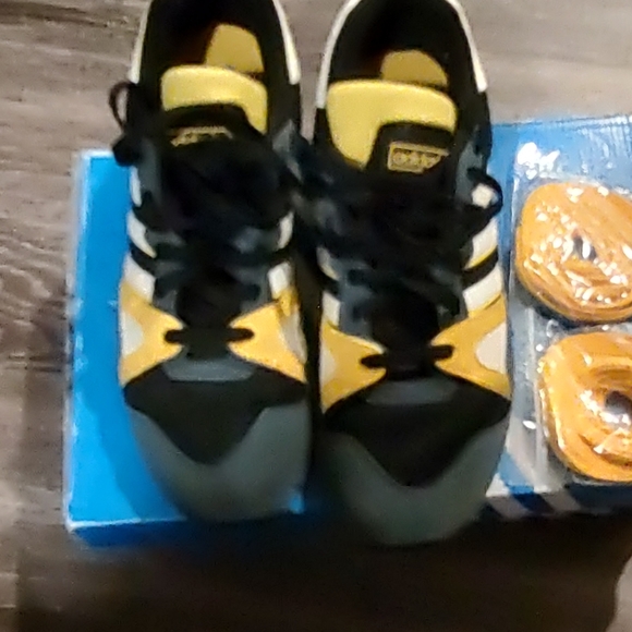 Adidas ZX 710 size 11 shoes - Picture 2 of 11